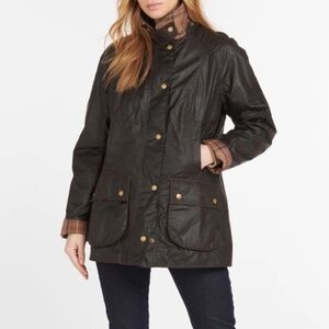 Barbour Ladies Beadnell Waxed Jacket